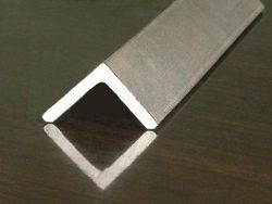 Stainless Steel 304 Angle from ARIHANT STEEL CENTRE
