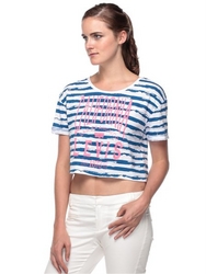 Levi's Loose Fit Short Sleeve Crop Top For Women - from FINECO GENERAL TRADING LLC UAE