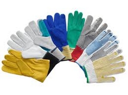 COLOR DOTTED GLOVES from EXCEL TRADING LLC (OPC)