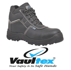 SAFETY SHOES IN UAE