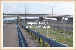 Chain Link Fence/Chain Link Fencing/Diamond mesh  from ANPING TENGLU METAL WIRE MESH CO.LTD. 