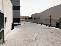 SLIDING GATES IN AJMAN/RAK/DUBAI/SHARJAH/UAE from DOORS & SHADE SYSTEMS