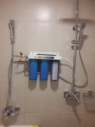 Shower Filter - Mini Water Softener System from AQUA CARE