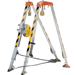 TRIPOD WITH WINCH  from EXCEL TRADING 