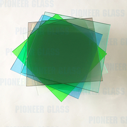 Colored laminated glass