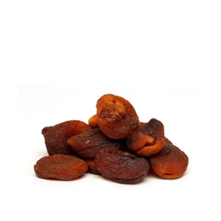 Organic apricots from SPINNEYS