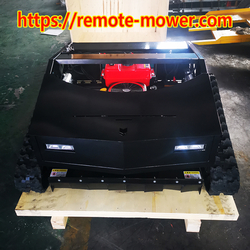 High Quality Crawler Self-propelled Lawn Mower Remote Controlled  Black Panther 800 for Agriculture from MAX( SHANDONG ) INDUSTRIAL CO. LTD