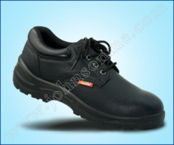 INDUSTRIAL SAFETY SHOES LOW ANKLE