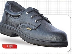 ENCORE SAFETY SHOE from SERTEX SAFETY EQUIPMENTS L.L.C