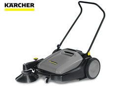 Compact push sweeper 