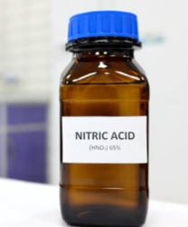 Nitric Acid from SM DHARANI CHEM FZE