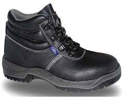 SAFETY SHOES  from EXCEL TRADING COMPANY L L C