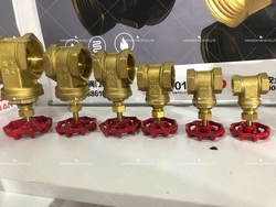 Brass gate valve manual iron handle from YUHUAN KAIYAODA VALVE CO.,LTD