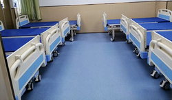 Multifunctional manual hospital bed