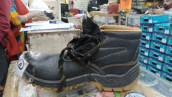 High Ankle Safety Shoes from VARDHKAMAL INDUSTRIES