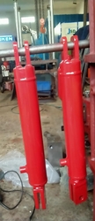 HYDRAULIC CYLINDERS