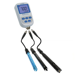 Apera SX736 7-in-1 Portable pH/Conductivity/DO Meter Kit from ADEX INTL