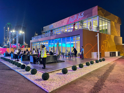 EVENT TENTS OR PARTY TENTS