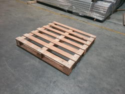 UAE 0555450341 wooden pallets
