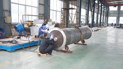 Shell and tube condensor  from FACTORY MAKER SERVICES 
