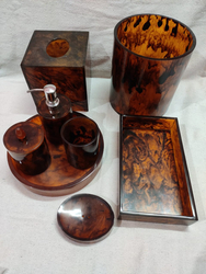 Bathroom set in resin  from KARIGAR MARKET 