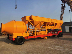 Mobile Concrete Batching Plant from HENAN SHENGMAO MACHINERY CO., LTD