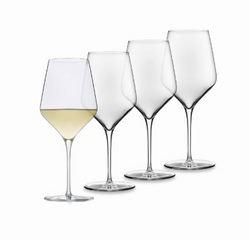 Libbey Signature White Wine Glasses Set of 4, Seamless Long Stem Wine Glasses for Wines and Cocktails, Tasteful Wine Glass Set for All Occasions