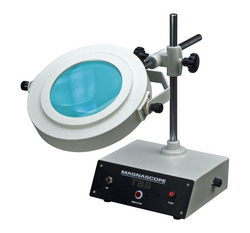 Preform Magnifying Inspection Glass